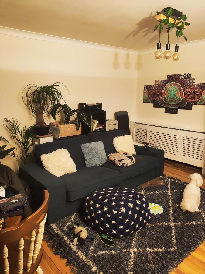 Single Bedroom In Quiet Neighbourhood 글라스고 외부 사진